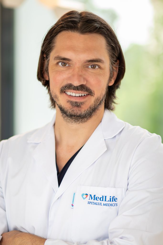 Dr. Răzvan Lupescu