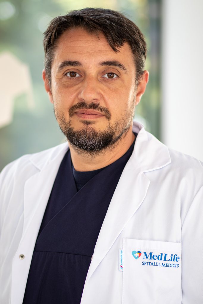 Dr. Marius Negru